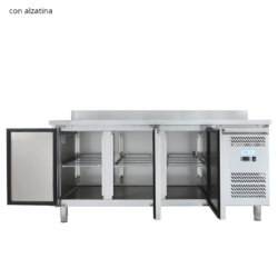 Professionelle belüftete Kühltheke GN1/1 TN 3 Türen Temperatur -2° / +8° C Professionelle belüftete Kühltheke GN1/1 TN 3 Türen Temperatur -2° / +8° C