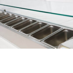 Statische Kühlvitrine für professionelle Pizzeria 200cm +2°+8° C 10 GN 1/4 Tabletts Statische Kühlvitrine für professionelle Pizzeria 200cm +2°+8° C 10 GN 1/4 Tabletts