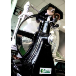 Affettatrice Volano Manuale Per Salumi Lama ø 35cm Spessore taglio da 0 a 25 mm VV350 Fimar Affettatrice Volano Manuale Per Salumi Lama ø 35cm Spessore taglio da 0 a 25 mm VV350 Fimar