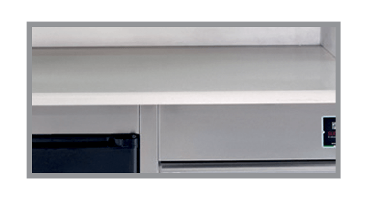 Pizzastation auf Rädern, komplett mit Pizzatheke, Knetofen, Kühlschrank und Vitrine Pizzastation auf Rädern, komplett mit Pizzatheke, Knetofen, Kühlschrank und Vitrine