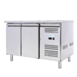 Gekühlter Gastronomietisch GN1/1 Professional Belüftet 2 Türen SNACK -2°C/+8°C Gekühlter Gastronomietisch GN1/1 Professional Belüftet 2 Türen SNACK -2°C/+8°C