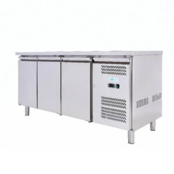 Gekühlter Gastronomietisch GN1/1 Professional Belüftet 3 Türen SNACK -2°C/+8°C